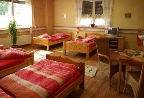 Econo Motel Goelzer ビューヒェンベウーレン エクステリア 写真